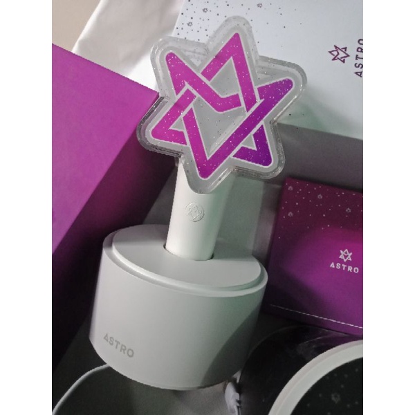 ROBONG VER 1  LIGHSTICK ASTRO OFFCIAL(bisa nego)