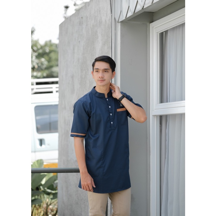 Baju Koko Kurta Modern Fit / Kurta Kasual Muslim - Soleh Abu Bakar Navy