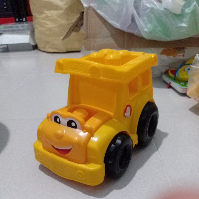Preloved mega block mobil kuning
