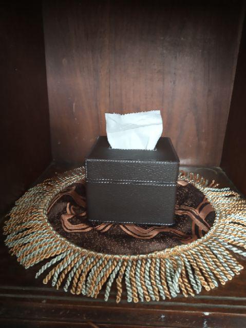 Kotak Box Tisu Vinyl 13x13x9 Cm  - Coklat