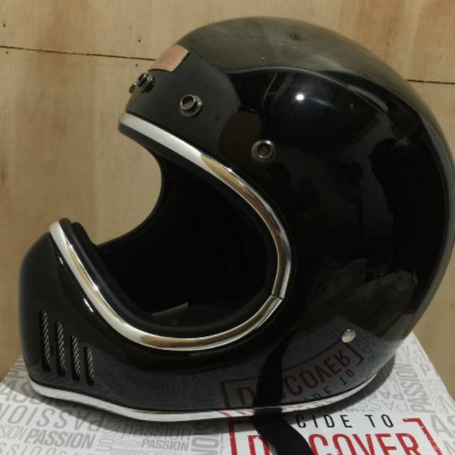 Elders raid light helmet - Black Glossy