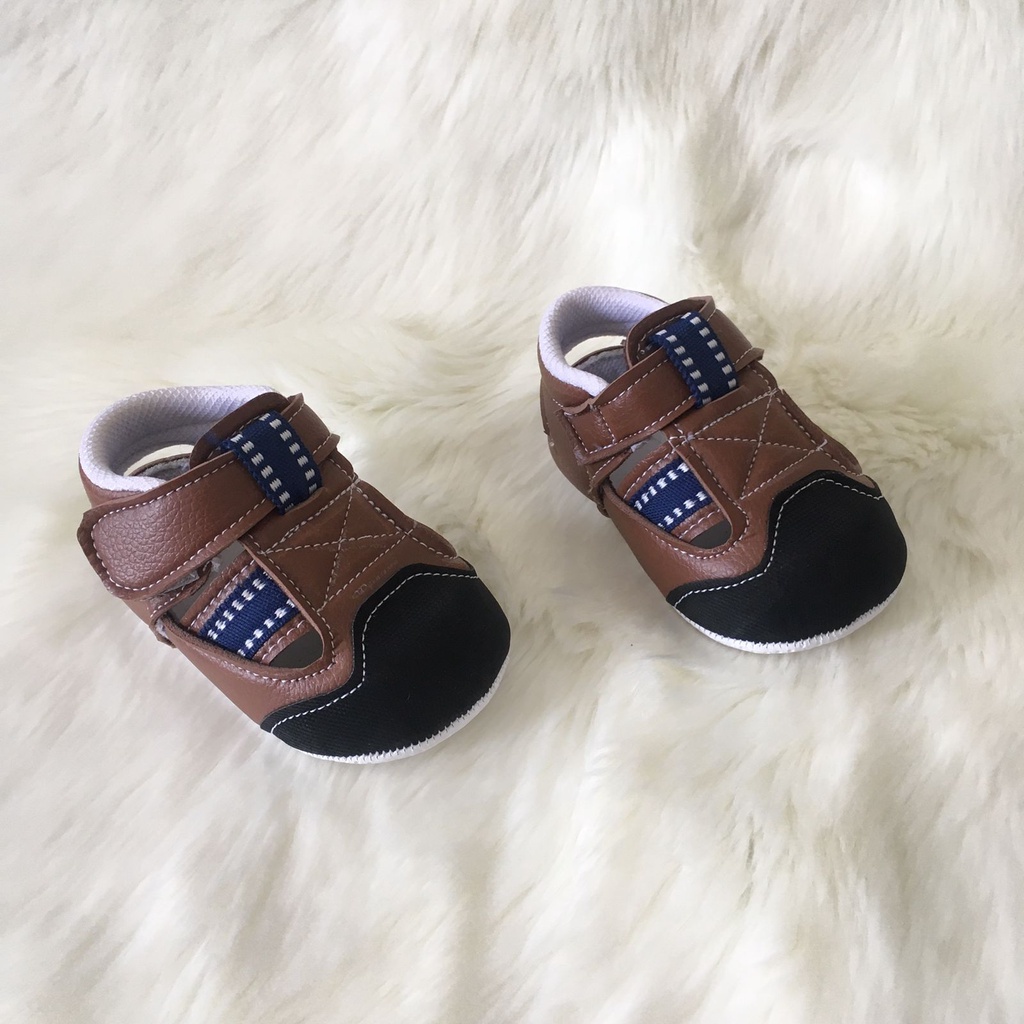 sepatu bayi biesfoot sneakers 0 sampai 12 bulan Kekinian