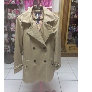 bongkar lemari coat GAP