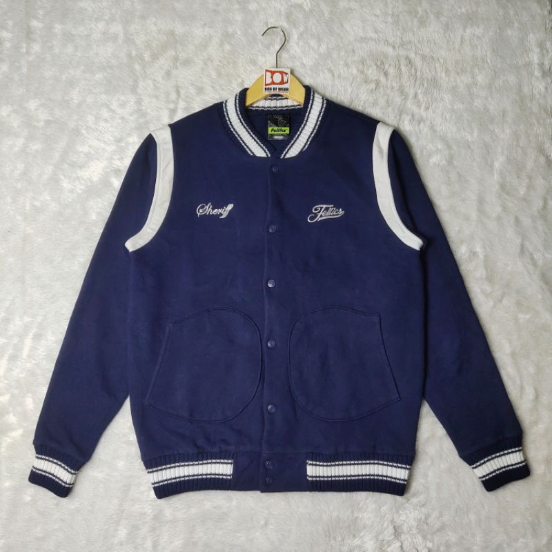 jaket feltics varsity original size M fit L