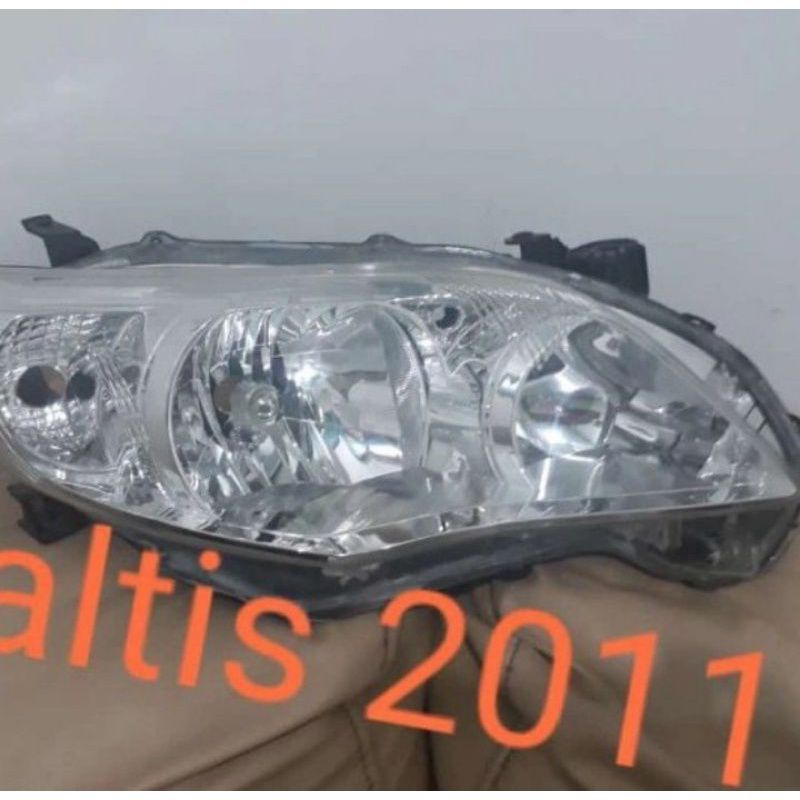headlamp corolla altis 2011