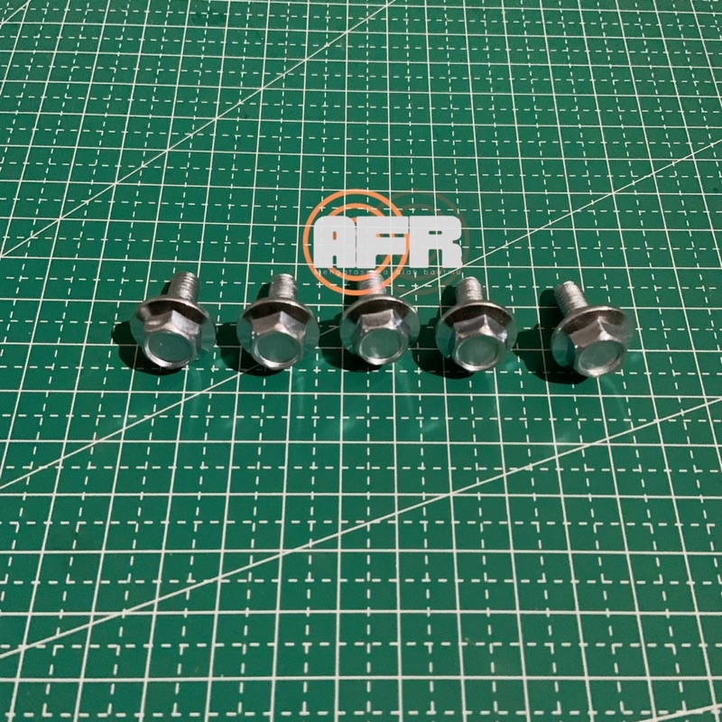 1 pcs baut spakbor / baut slebor all motor bisa untuk semua jenis motor