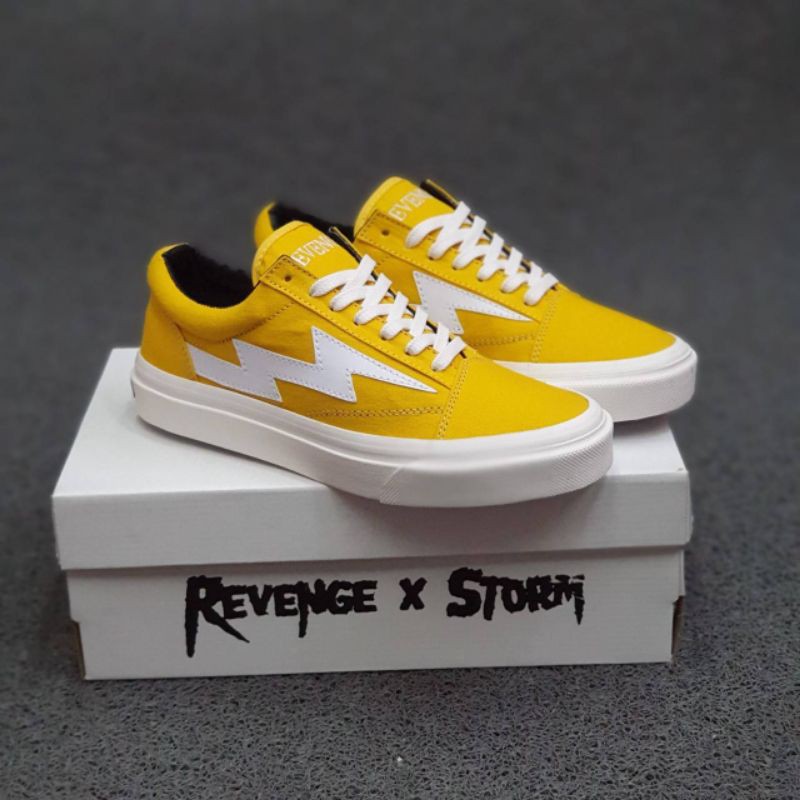 Sepatu Revenge x storm og yellow 39-43 Grade original