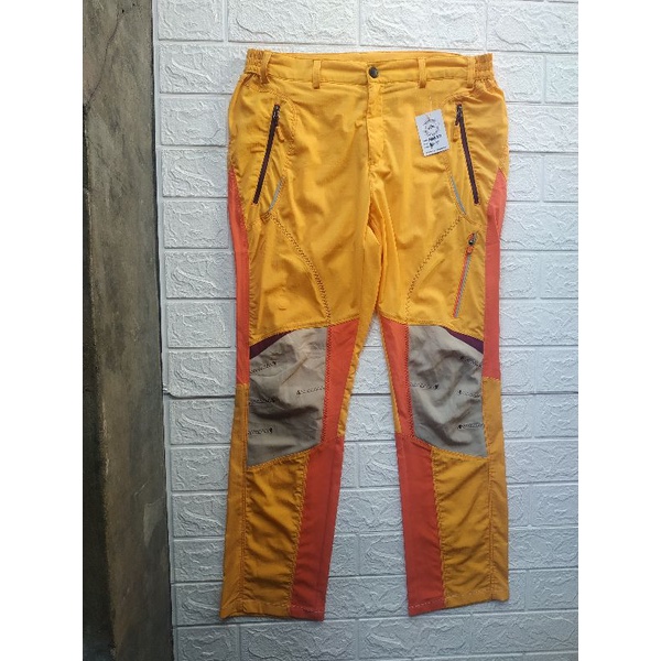 CELANA ORIGINAL MZ MARZO