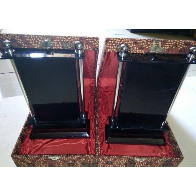 Plakat Kayu Model Tugu Kosongan Harga Murah