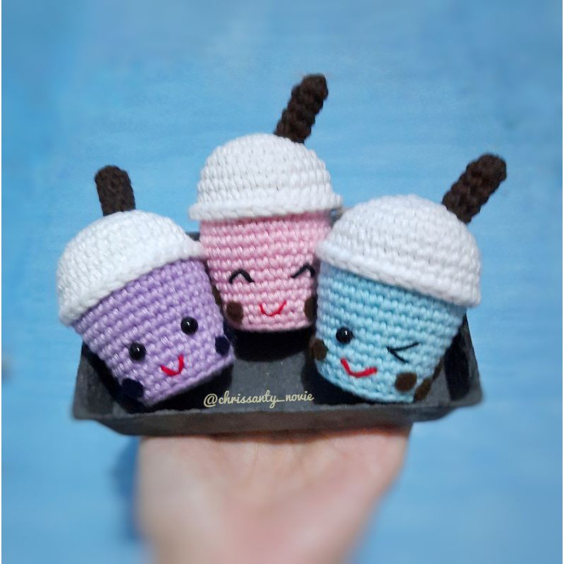 Boneka rajut bubble buble boba milk tea (*free gantungan kunci)