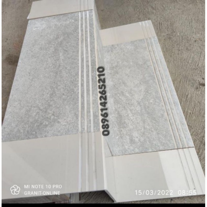 granit tangga 30x90 dan 20x90 kombinaai