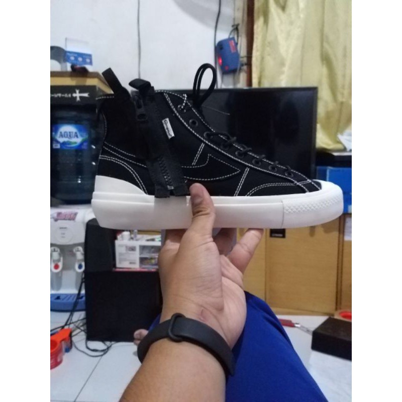 Sepatu Compass Proto 1 Research and Destroy Hi