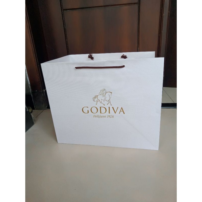 paperbag branded GODIVA