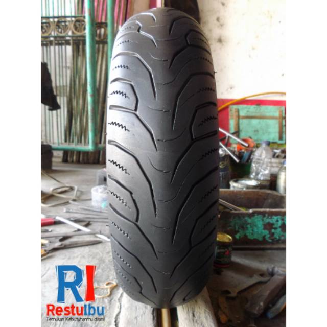 Ban Tubeles Scoopy, Vespa 110/70-12 Merek Vee Rubber