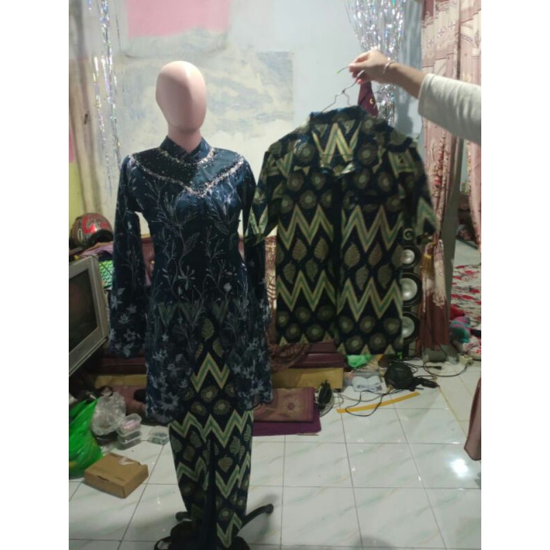 Batik couple kebaya lamaran kebaya modern kebaya kondangan