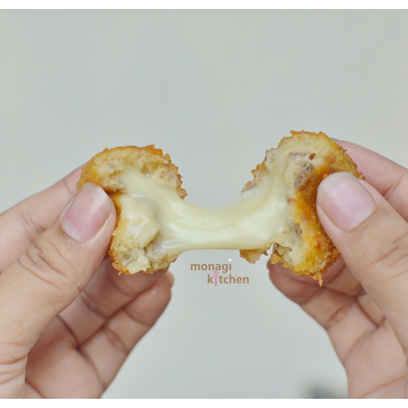 

BITTERBALLEN Mozzarella Beef isi 12 pcs - Snack Belanda FROZEN