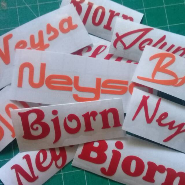 

Sticker cutting nama/ tulisan bebas/ custom