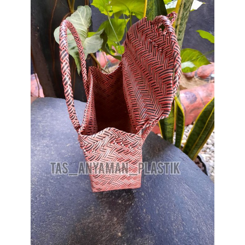 Dompet Anyaman Pesta Polos  Plastik Wanita Murah Bahan Lurik Halus