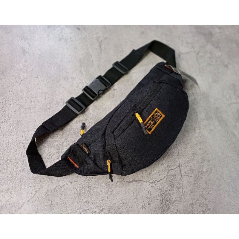 Waistbag Heavy . Tas selempang pria res.3 . Tas pinggang