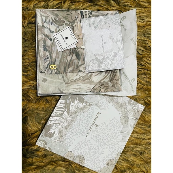 buttonscarves farsha bone