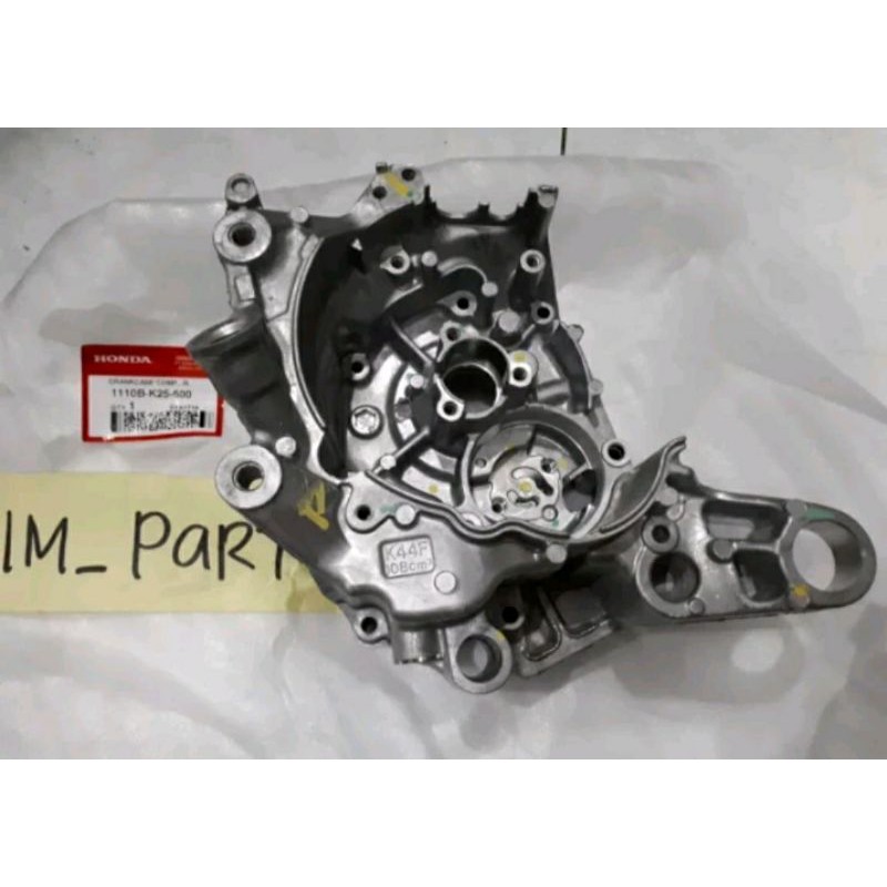 crankcase blok kanan tap oli beat fi esp 2015-2016 beat pop Scoopy fi esp Vario 110 fi esp