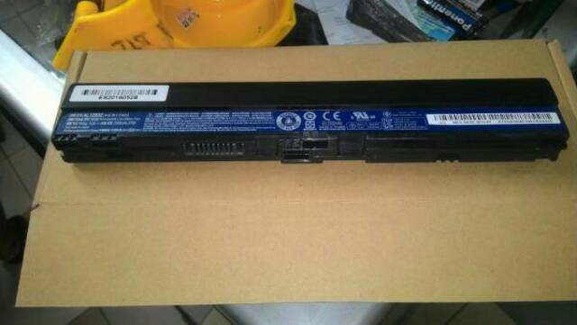 Baterai ACER Aspire One 725, 756, V5-121, V5-123, V5-131, V5-171 ( AL12B32 )