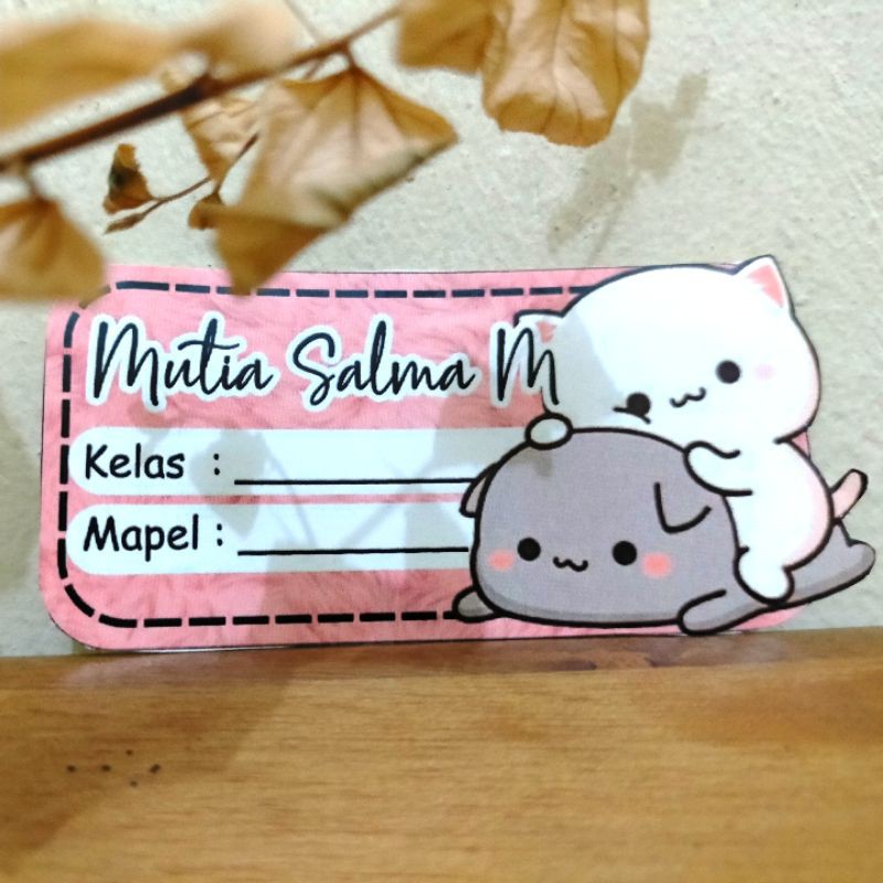 

STIKER NAMA BONEKA LUCU [isi 33 stiker] Stiker Buku Lucu untuk Sekolah