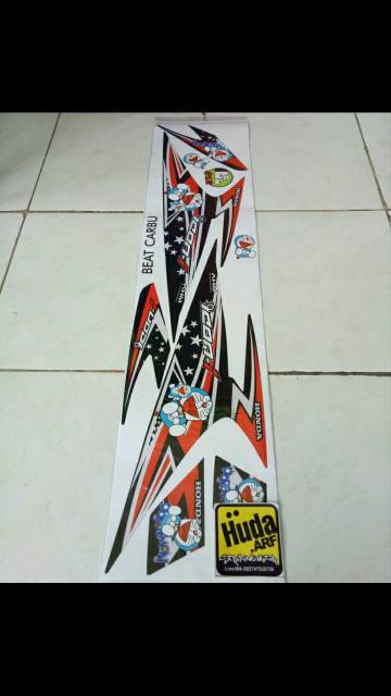READY STOK BISA COD Striping variasi stiker lis bodi Beat Karbu beat lama beat 2008-2012 motif Dorae