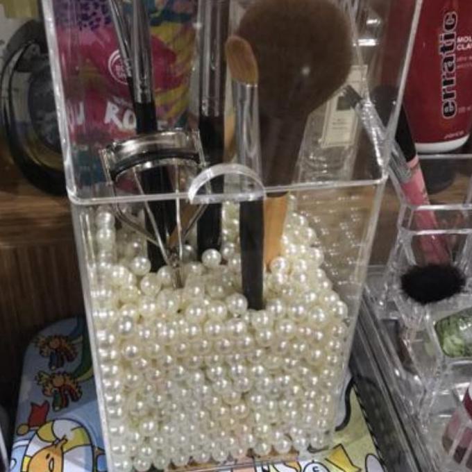 

acrylic brush holder/tempat brush akrilik /makeup organizer CUCI GUDANG