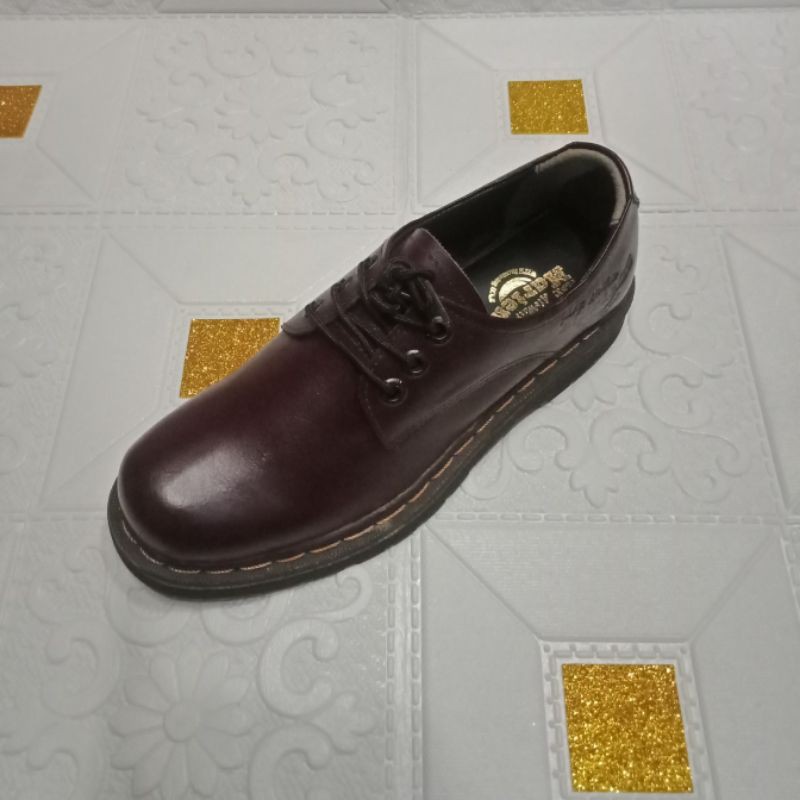 SALE Sepatu Pria /Merek Dr. Martens/Kulit Asli