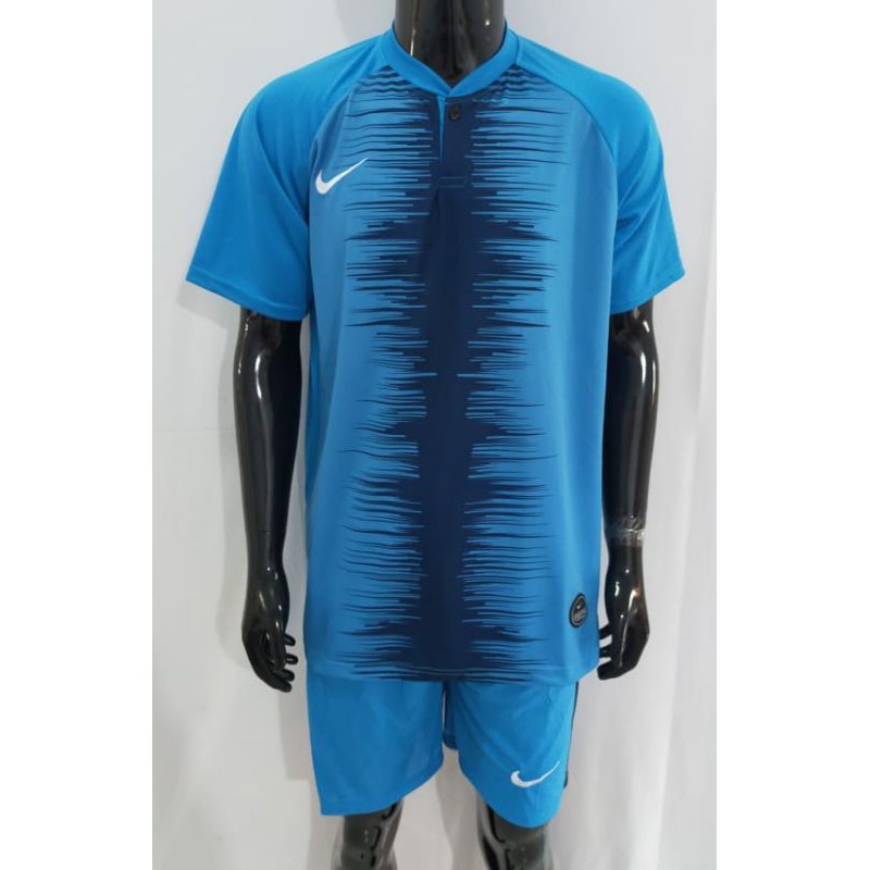 STELAN BAJU OLAHRAGA NIKE
