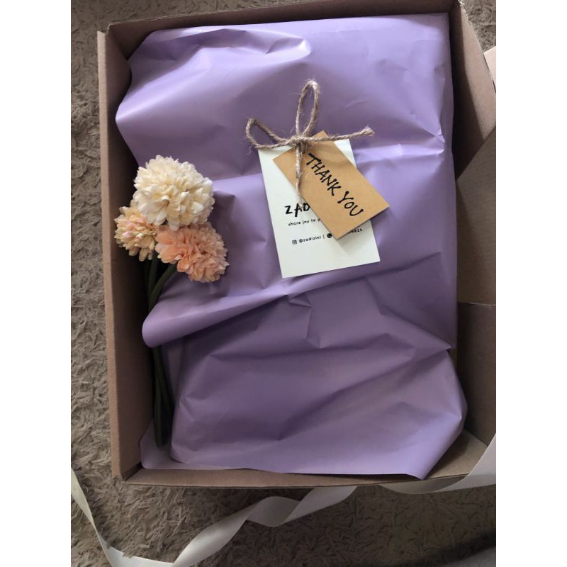 

SNACK GIFT BOX / HAMPERS