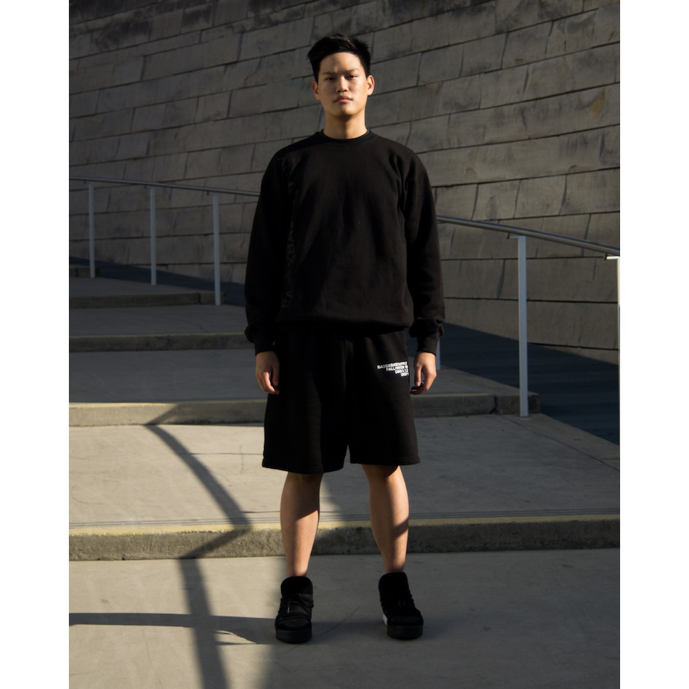 SALE Black / White Short Pants Unisex - Celana Pendek Polos untuk Cewek / Cowok (Hitam / Putih)