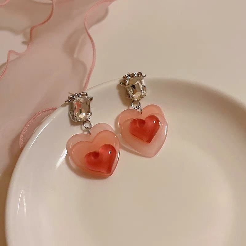 Anting Tusuk Bentuk Hati Bahan Resin Gaya Korea Untuk Wanita