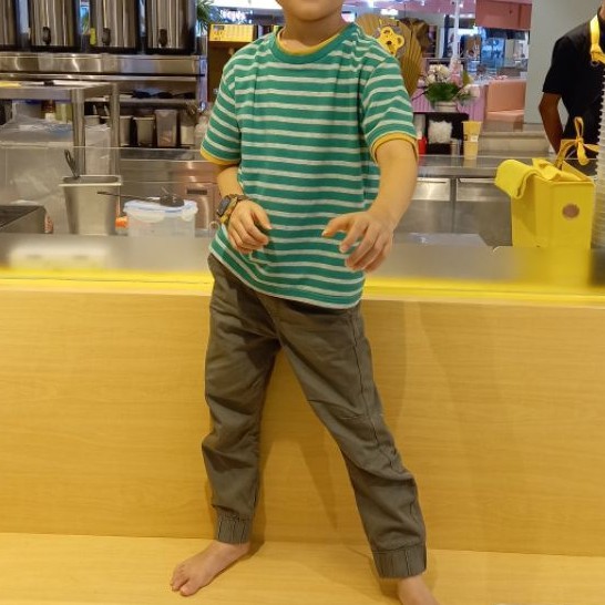 ZARA ORIGINAL DIJAMIN READY ASLI Setelan Anak Laki Celana Chino Jogger Denim Kaos Tshirt SALE 80%