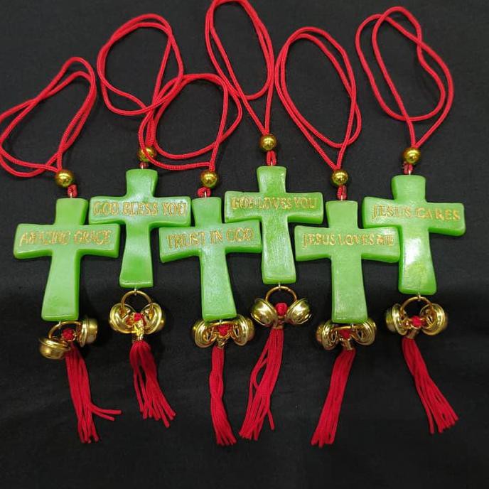 Gantungan salib Mobil / pajangan salib mobil / salib