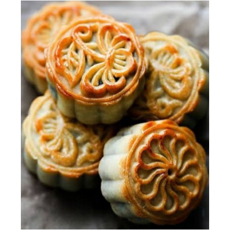 

REALPICT KUE BULAN/ MOON CAKE /TIONG CIU PHIA/ KUE RODA LAUW KIM WIE HALAL 100% TERMURAH