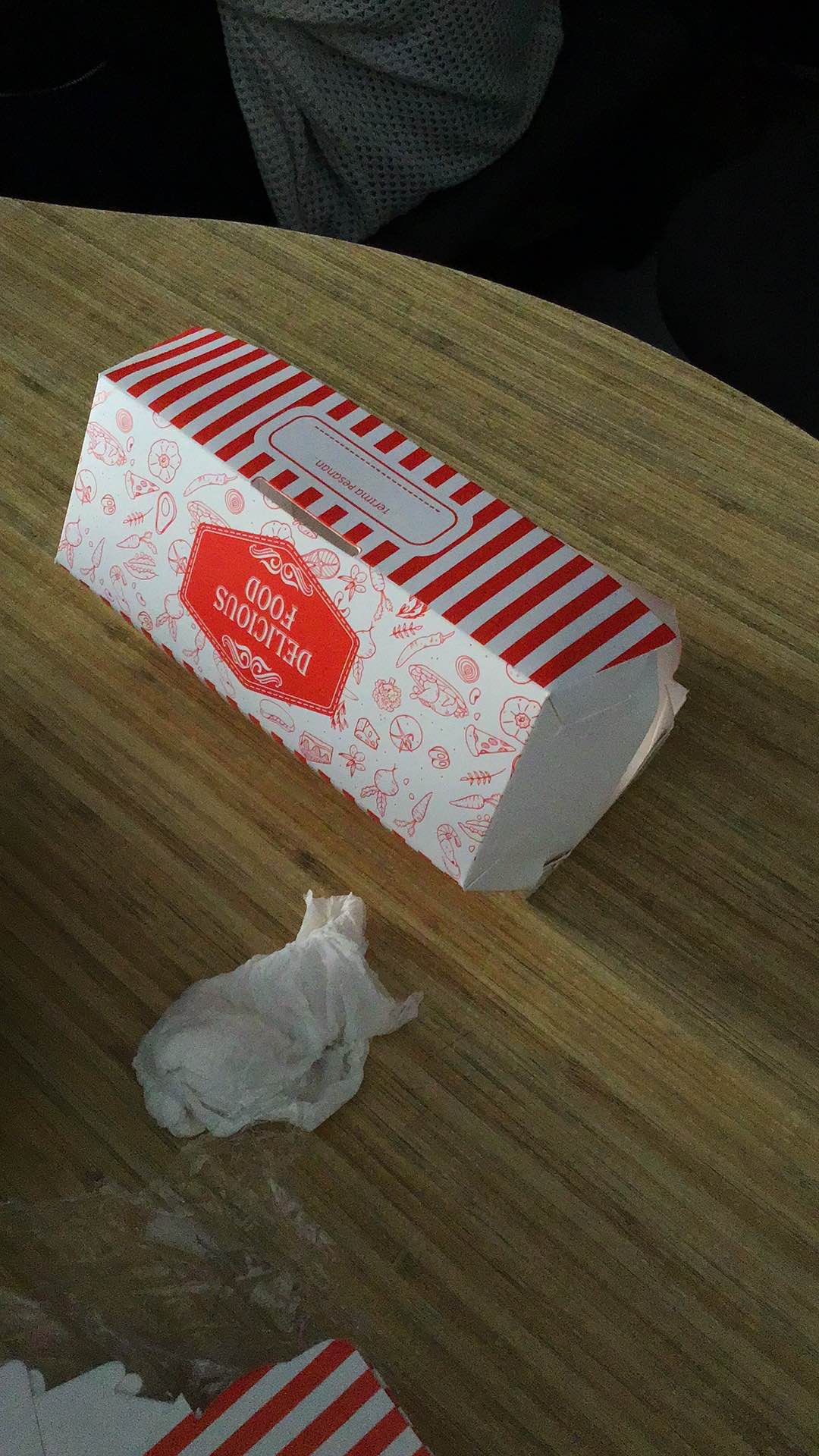 Dus Hotdog Uk 17x6,5 X Tinggi 7 Cm Foodgrade Isi 100pcs/pack