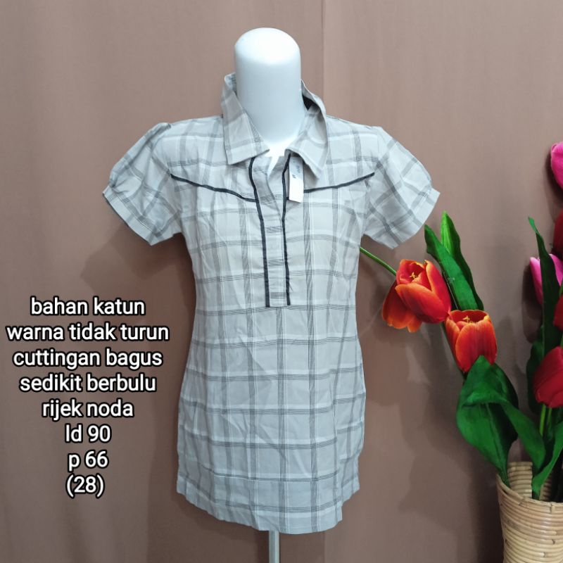 PRELOVED THRIFT KEMEJA WANITA // KEMEJA WANITA // PRELOVED KEMEJA // THRIIFT KEMEJA // THRIFT KEMEJA BEKAS-31