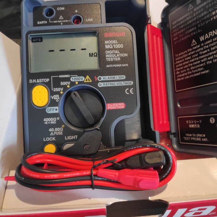 Meger insulasi tester Sanwa MG1000