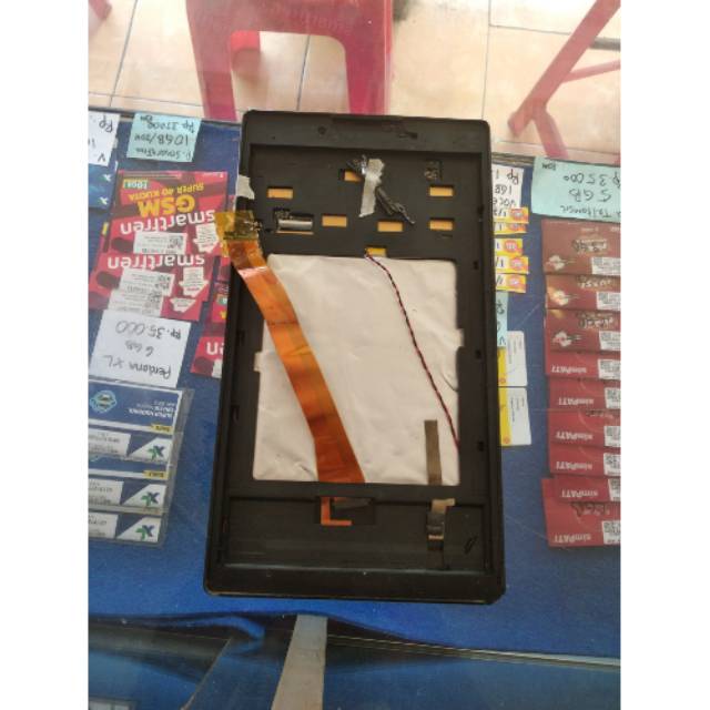 Lenovo Tab 2 A7-30HC Tinggal Naik LCD