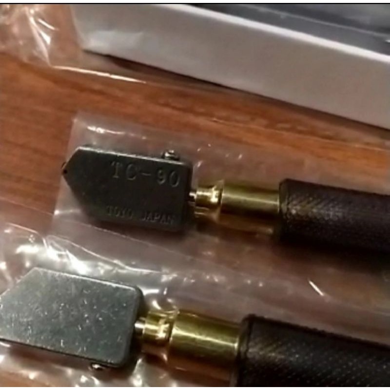 PISAU POTONG KACA TOYO TC 90 cutter glass ori JAPAN