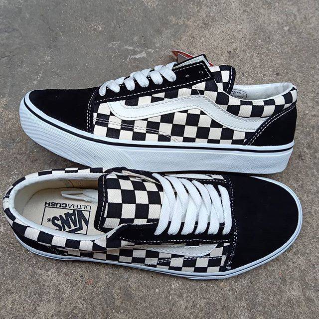 vans old skool checkerboard ultracush