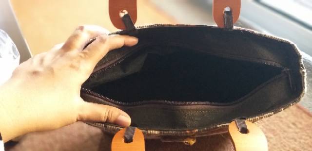 Tas eceng bunga kayu