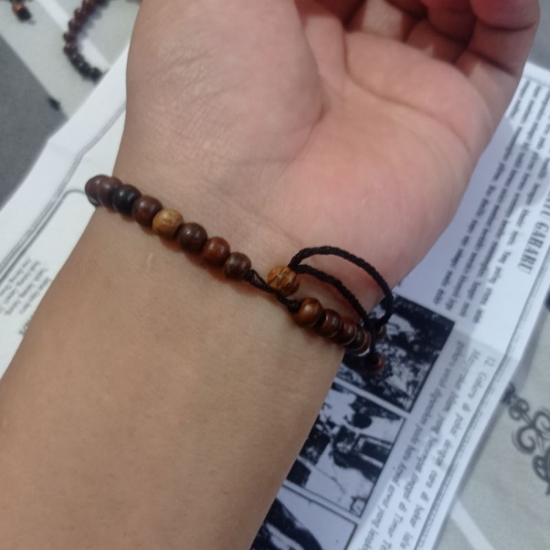 Gelang Tasbih Kayu Gaharu 33 Butir