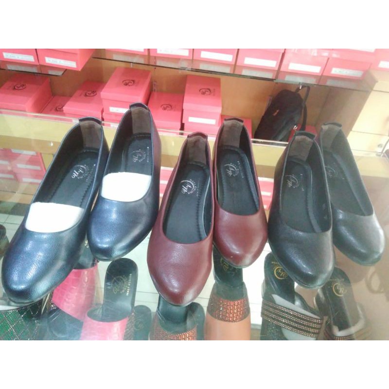 SEPATU SANDAL UMANO VERO KODE 191