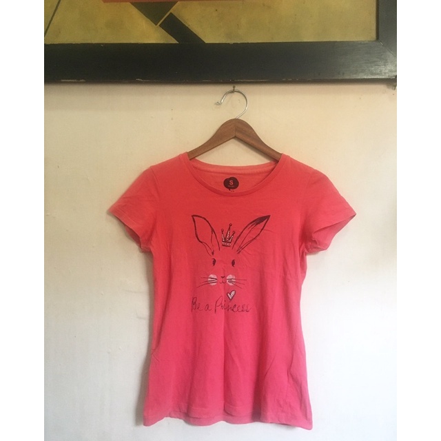 Preloved Kaos Bossini Merah