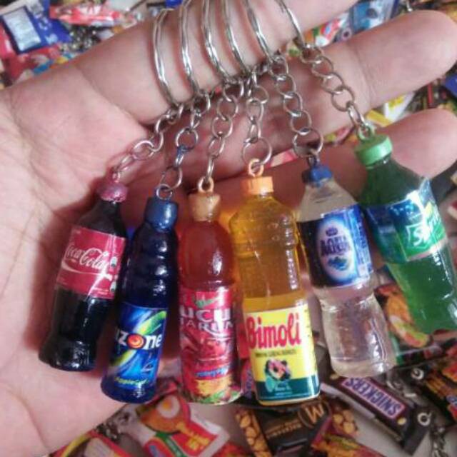 Promo Murah Souvernir GANTUNGAN KUNCI Gitar Rokok Vespa Minuman Dan Snack Gantungan Kunci