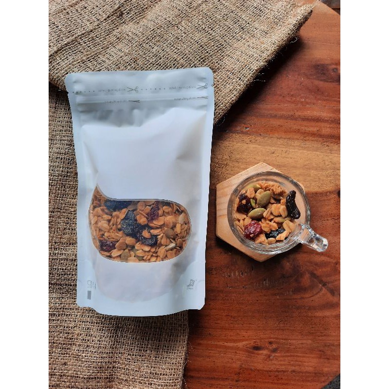 

Granola Muesli Cereal Dry Fruit Original Honey Chocolate Matcha Cinnamon Superfood