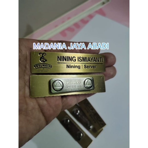 

name tag magnet / nama dada kuningan hardline